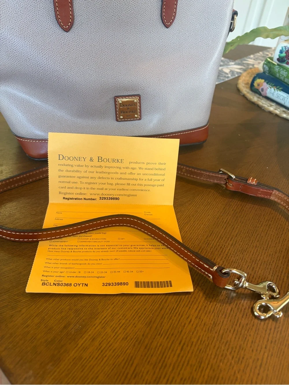 Dooney & Bourke classic dooney